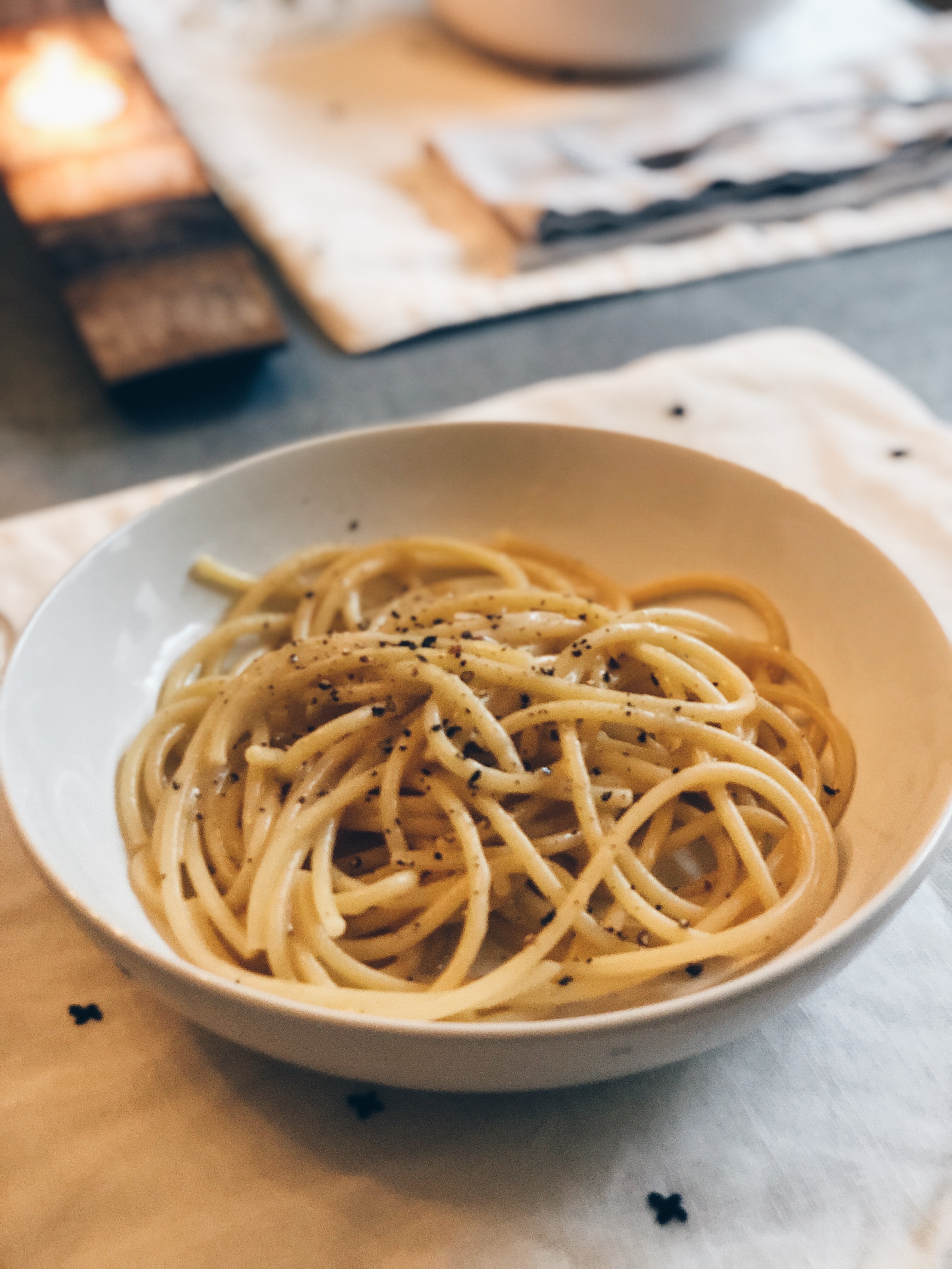 Cacio e Pepe Recipe - The GR Guide